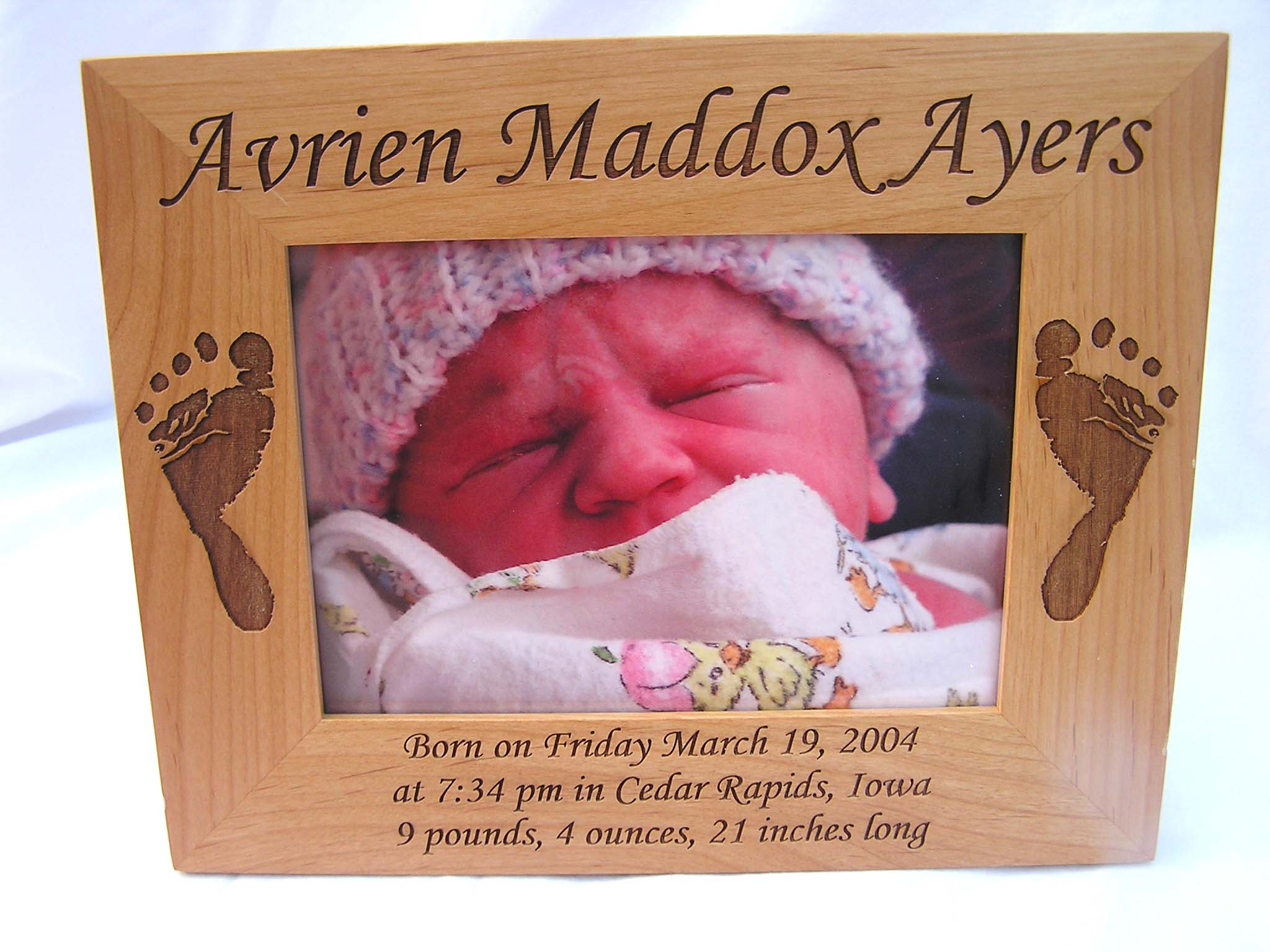 Heirloom Pressed Flower Newborn Footprints Frame